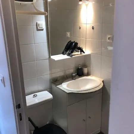 Saint Rome Apartment *